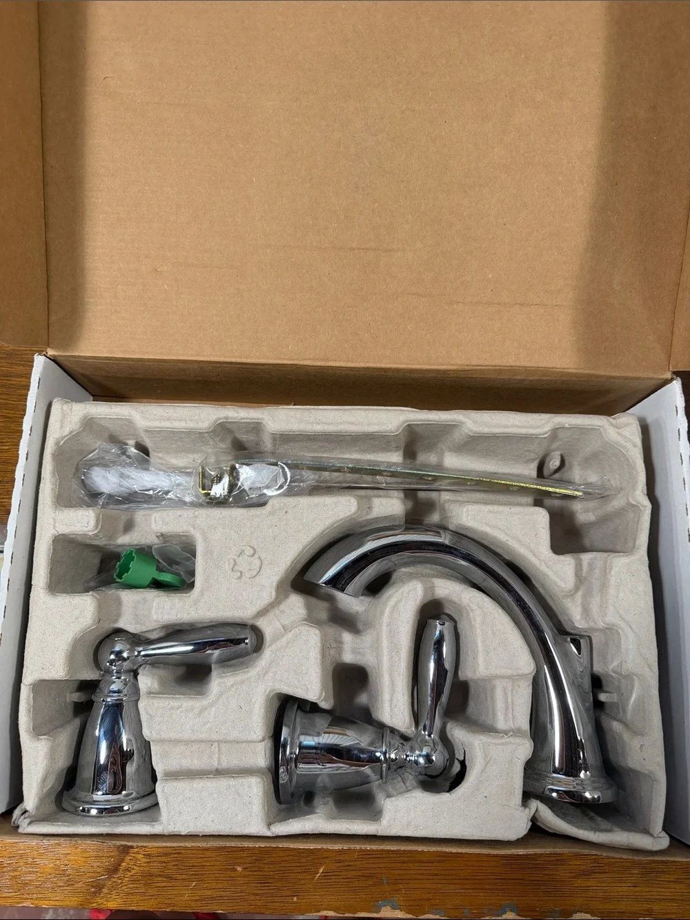 NEW Moen T6620 Brantford Chrome 2 Handle Wide Spread Faucet
